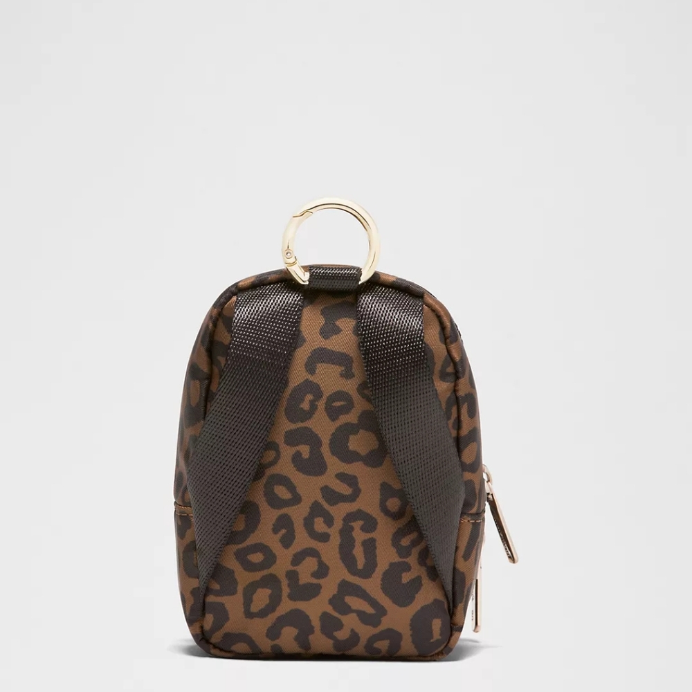 Lululemon Everywhere Backpack Nano (Leopardo Shift Midi Desert Khaki Multi) - Picture 10 of 10